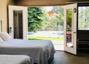 Гостиница Bavarian Inn, Black Hills  Кастер